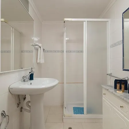 Дом отдыха Window By Homie *