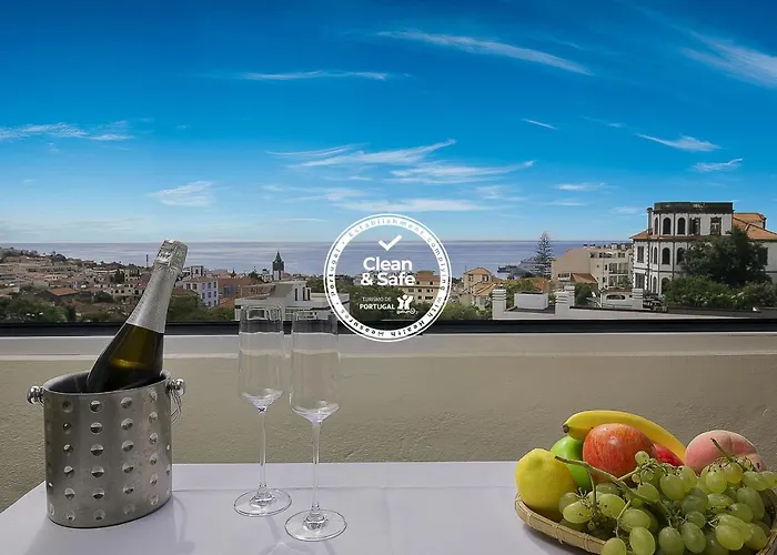 Window By Homie * פונשל