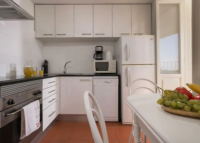 Window By Homie פונשל