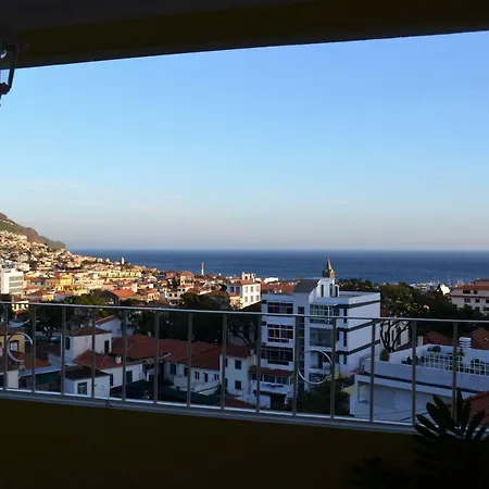 Window By Homie Feriehus